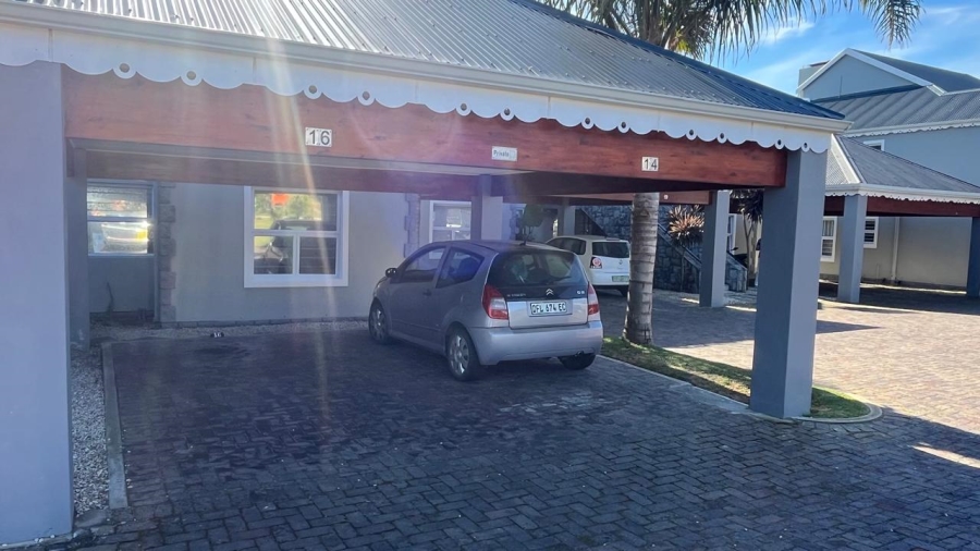 2 Bedroom Property for Sale in Marina Martinique Eastern Cape